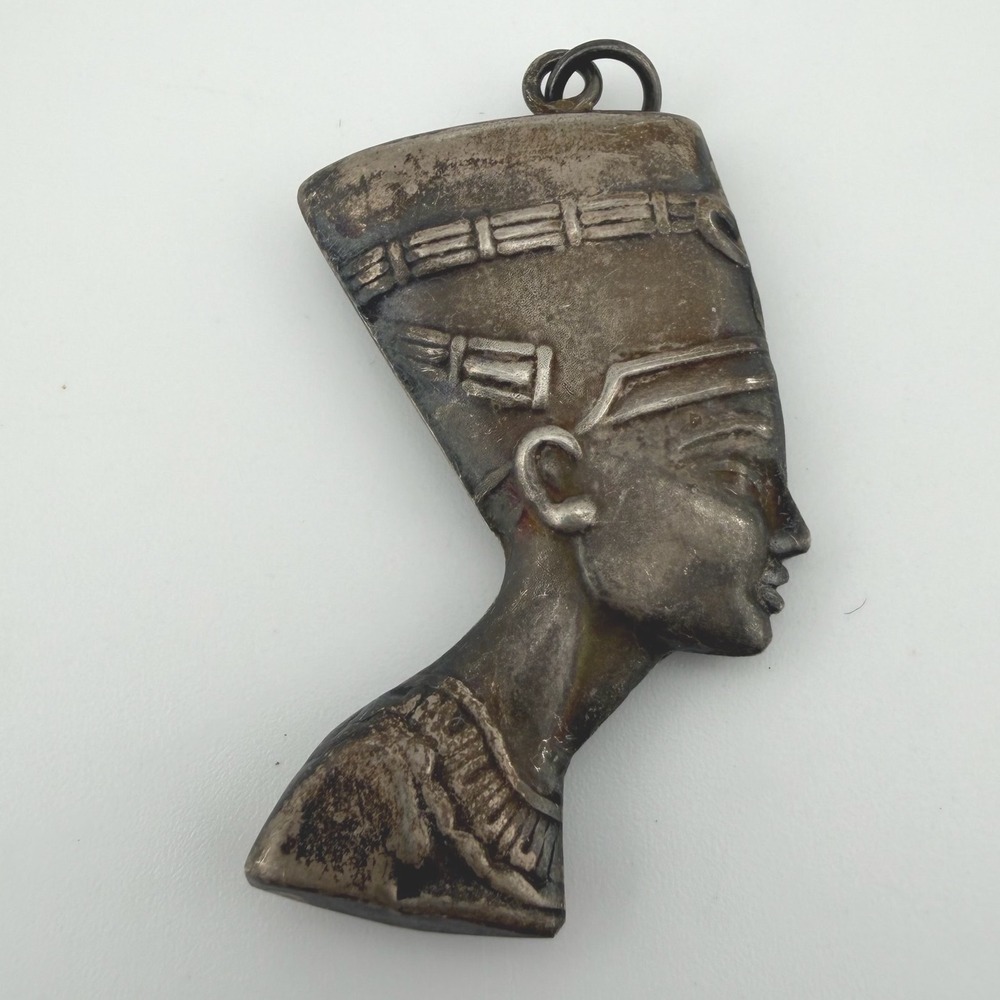 Vintage Queen Nefertiti Pendant 925 Sterling Silver Egyptian Revival Bust Charm